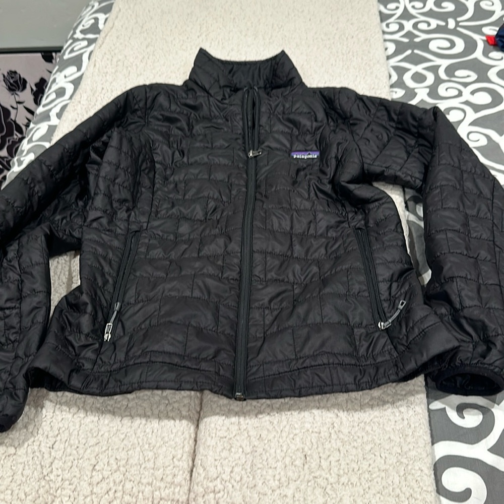 Women’s Black Patagonia Jacket. Sz M
